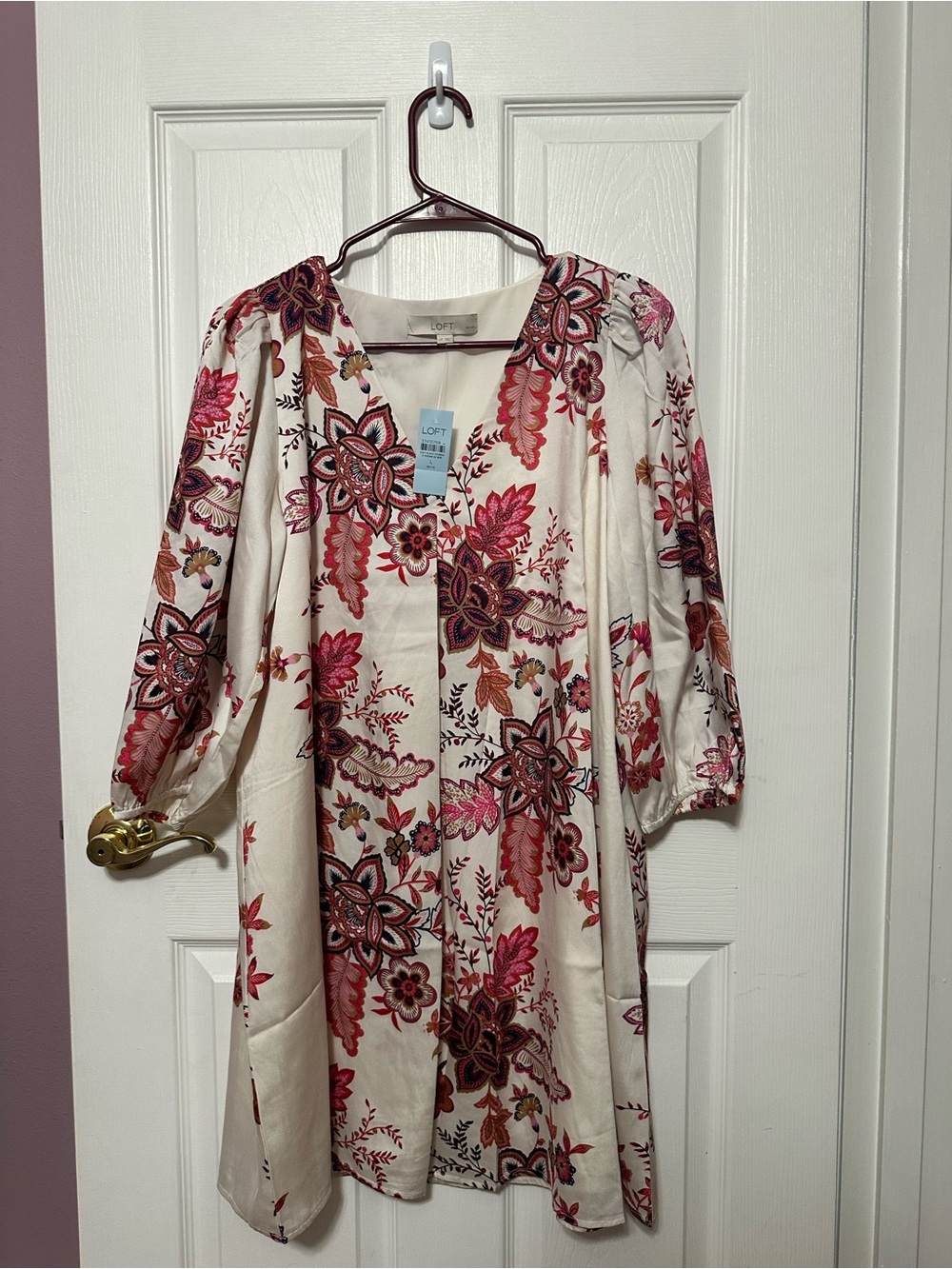 LOFT Large Petite NWT Cream Floral V-Neck Tunic Dress with Pink and Rust Accents